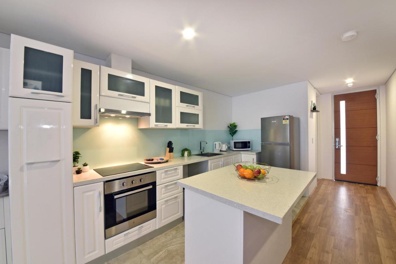 2X2 Modern Apartment Near Airport And City Perth Exterior photo