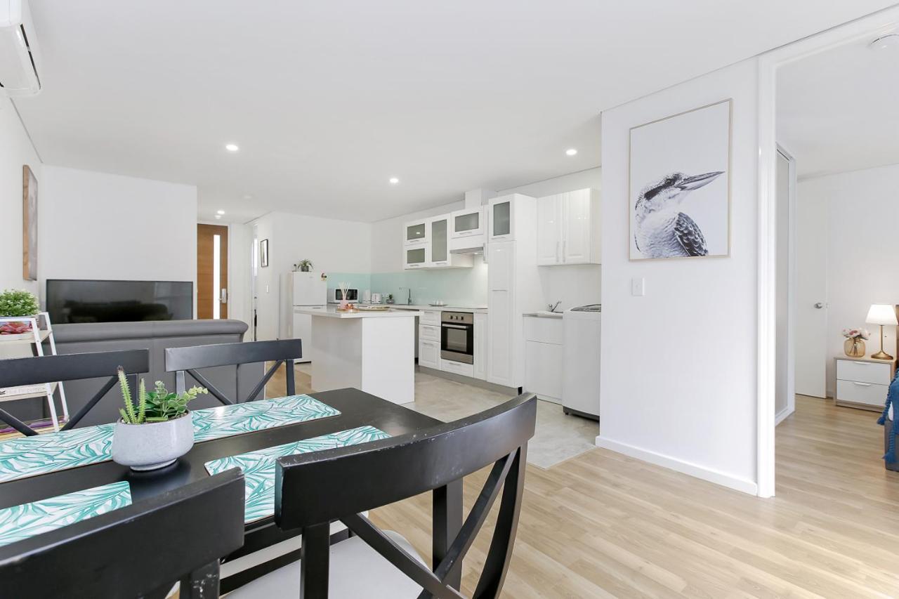 2X2 Modern Apartment Near Airport And City Perth Exterior photo