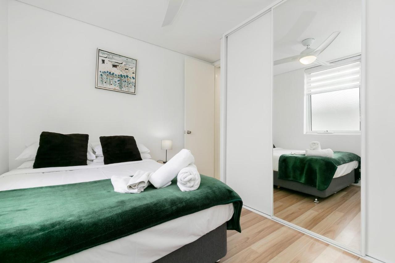 2X2 Modern Apartment Near Airport And City Perth Exterior photo