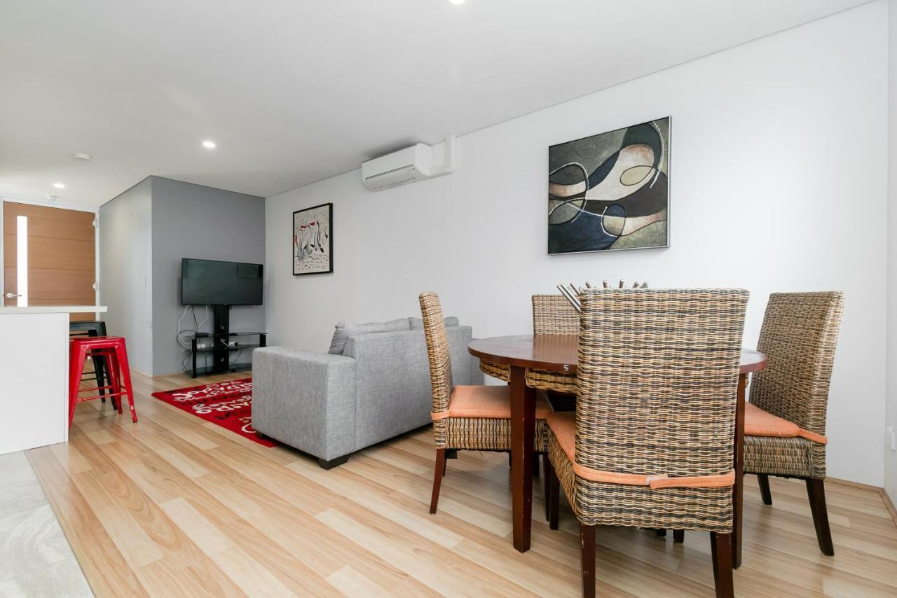 2X2 Modern Apartment Near Airport And City Perth Exterior photo