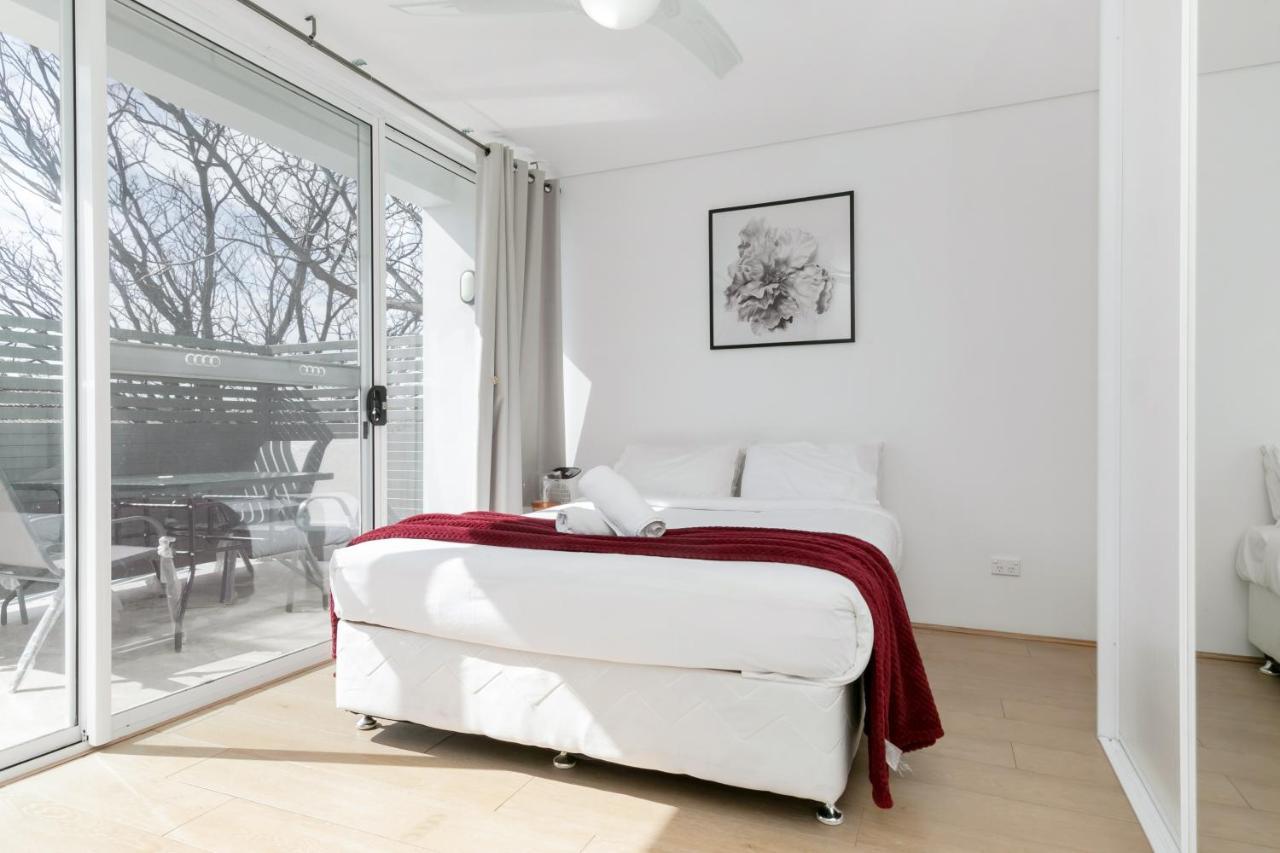 2X2 Modern Apartment Near Airport And City Perth Exterior photo