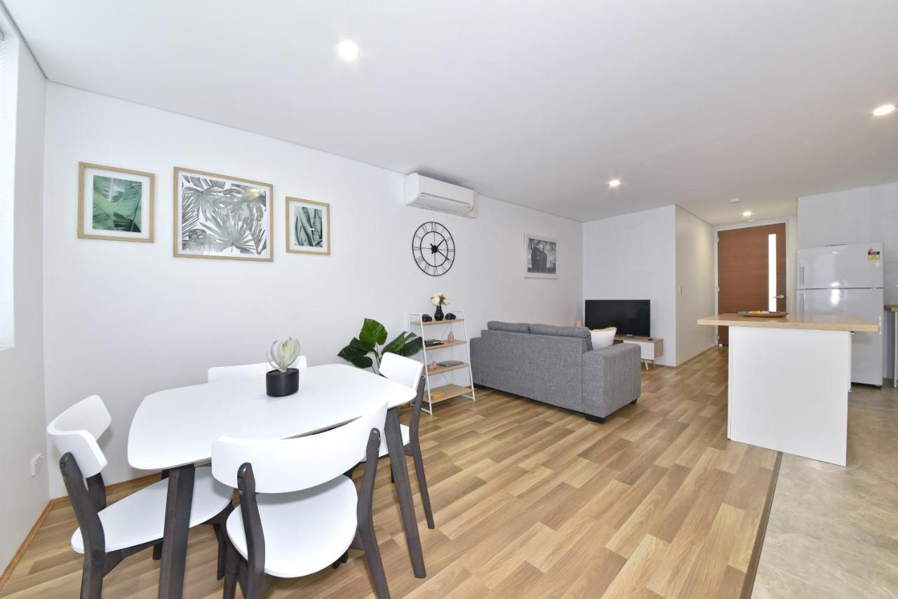 2X2 Modern Apartment Near Airport And City Perth Exterior photo
