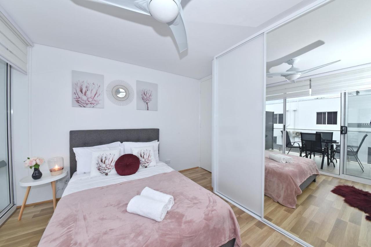 2X2 Modern Apartment Near Airport And City Perth Exterior photo