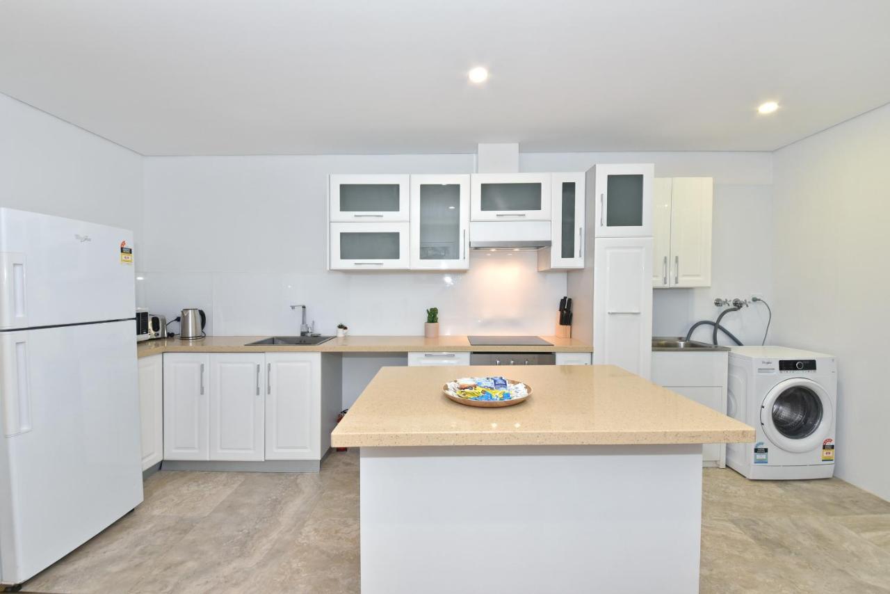 2X2 Modern Apartment Near Airport And City Perth Exterior photo
